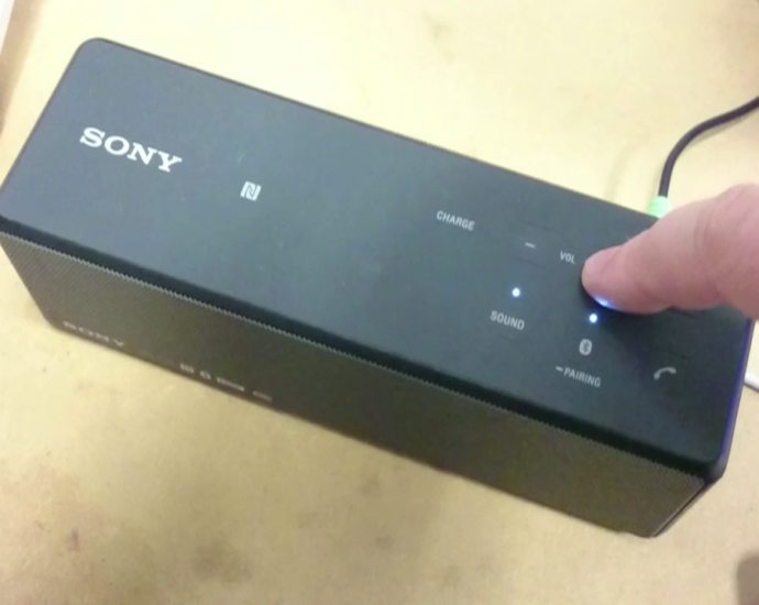 Review of Sony SRS-X33