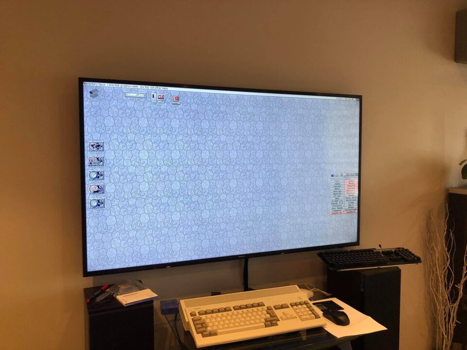 AmigaOS in 1920x1080 using Warp1260 68060 accelerator