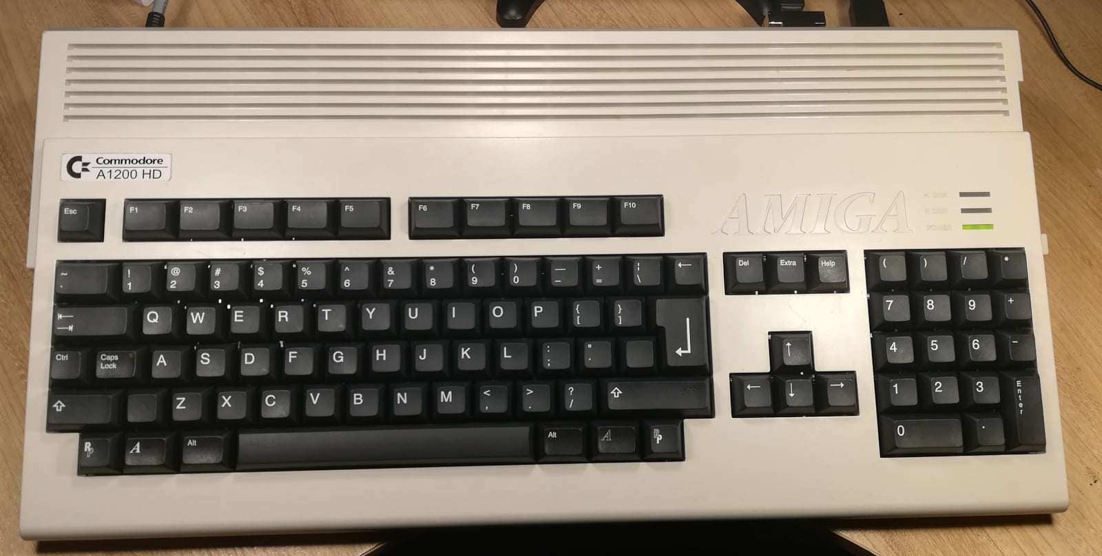 using a german keyboard layout on an amiga